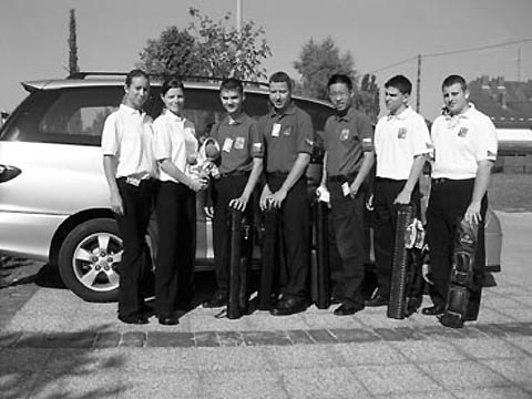 8 H 16 me jun celek s autem