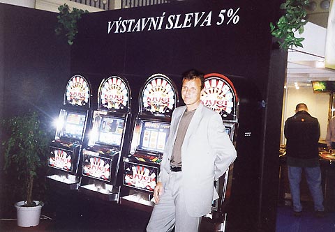 Pan Radim J�ttner (SHAREHOLDING) s nov�m VHP KAJOT